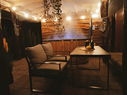 DOMKI NAD STRUMYKIEM - Domki całoroczne koło Soliny