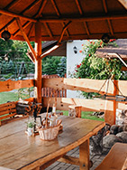 DOMKI NAD STRUMYKIEM - Domki całoroczne koło Soliny