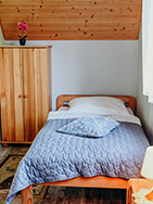 DOMKI NAD STRUMYKIEM - Domki całoroczne koło Soliny