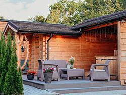 DOMKI NAD STRUMYKIEM - Domki całoroczne koło Soliny